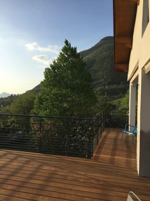 Maison De Vacances 220M2 Vue Lac Et Chateau Menthon-Saint-Bernard Extérieur photo